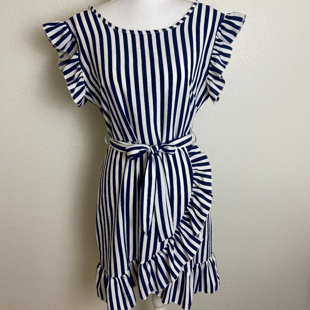 Stellah Blue& White Strip Ruffle Dress Size Small - Picture 1 of 6
